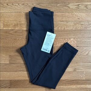 Lululemon Wunder Train High Rise Tight 25” Black Size 6
